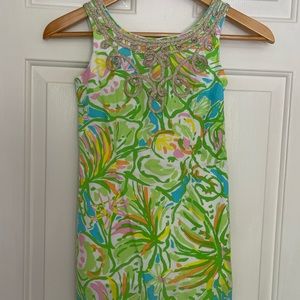 Lilly Pulitzer colorful green shift dress in size 8